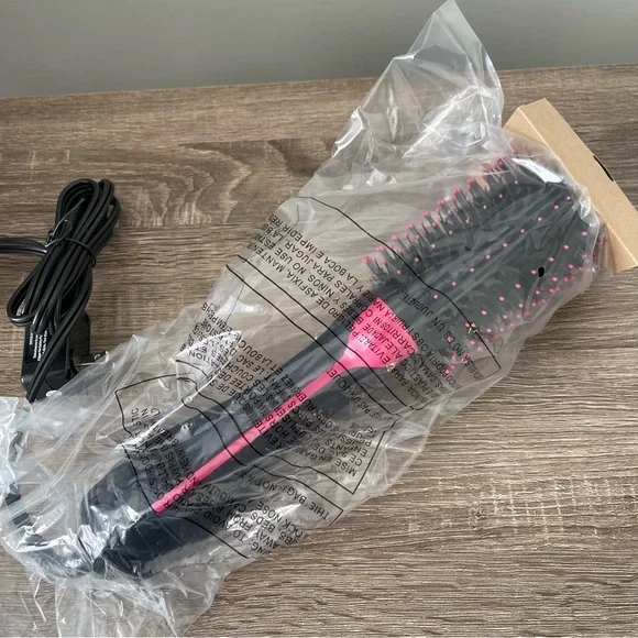 Revlon Pro Collection Salon One Step Hair Dryer and Volumizer Black/Pink NEW - Picture 4 of 7